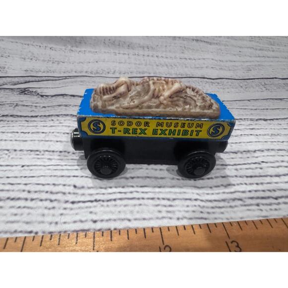 Vintage Thomas and Friends Wooden Railway Fossil Car T-Rex Exhibition - Picture 1 of 3